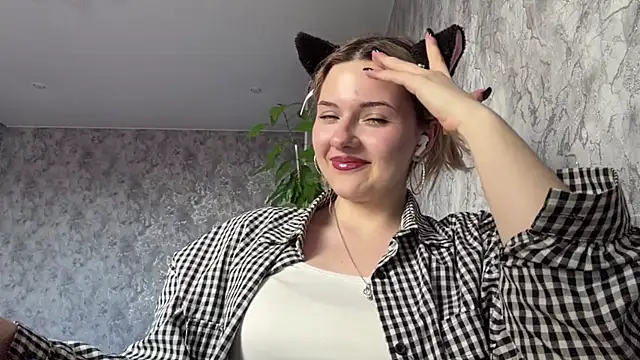 MichelleLasin online show from May 2026 02:35:02 PM
