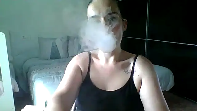 Snapshot of aurasensual69 chatting on May 2026 03:33:02 PM aurasensual69 online show from May 2026 03:33:02 PM