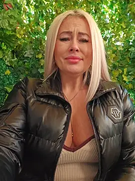 MILFBARBY online show from November 2025 08:13:01 AM