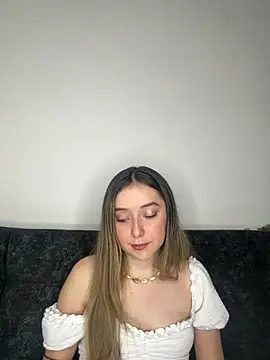 Sarisloves online show from July 2026 02:42:01 AM