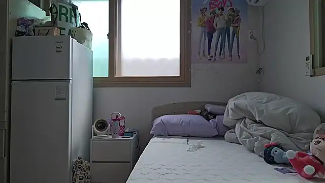 Snapshot of Monalissa729 chatting on June 2026 06:16:01 AM Monalissa729 online show from June 2026 06:16:01 AM