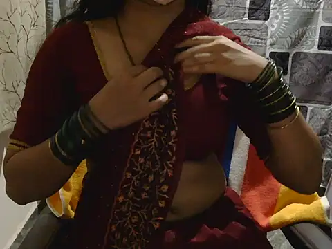 Butterflyy9 online show from May 2026 04:48:02 PM