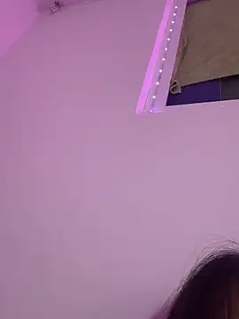 Lov3lily online show from June 2026 05:28:02 PM