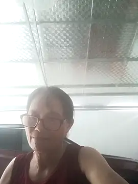 Vieekee online show from June 2026 02:05:01 AM