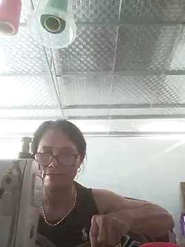 Vieekee online show from July 2026 01:33:01 AM