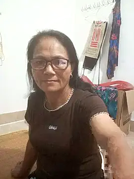Vieekee online show from July 2026 10:35:02 PM