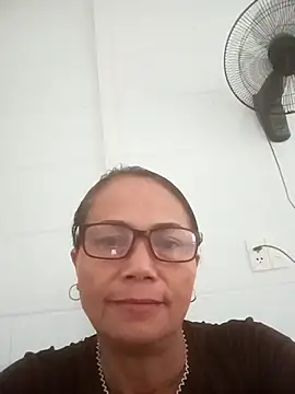 Vieekee online show from August 2026 12:01:02 AM