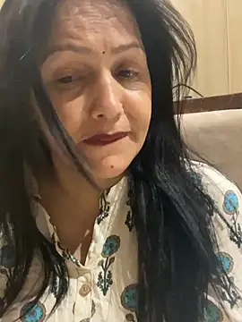 simmy14321 online show from July 2026 11:31:01 PM