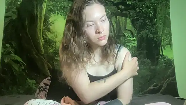 mo0ngoddess online show from April 2026 03:15:01 AM