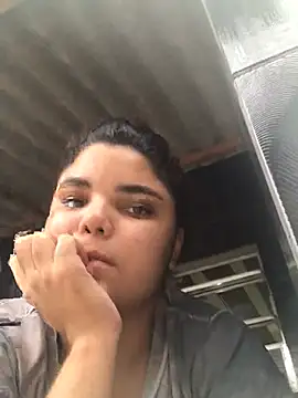 Cliaclara online show from May 2026 07:41:02 PM