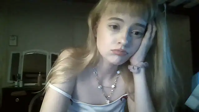 blubunny222 online show from May 2026 11:52:02 AM