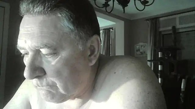 Snapshot of edje59a chatting on November 2025 07:18:02 AM edje59a online show from November 2025 07:18:02 AM