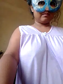 Snapshot of Rishwana77 chatting on June 2026 02:03:01 AM Rishwana77 online show from June 2026 02:03:01 AM
