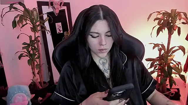 MissCharlottte 18 online show from July 2026 04:07:02 AM