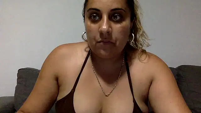 Antoniasweet online show from July 2026 06:14:02 PM