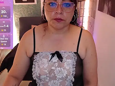 Snapshot of kamy_loort chatting on May 2026 01:41:01 PM kamy loort online show from May 2026 01:41:01 PM