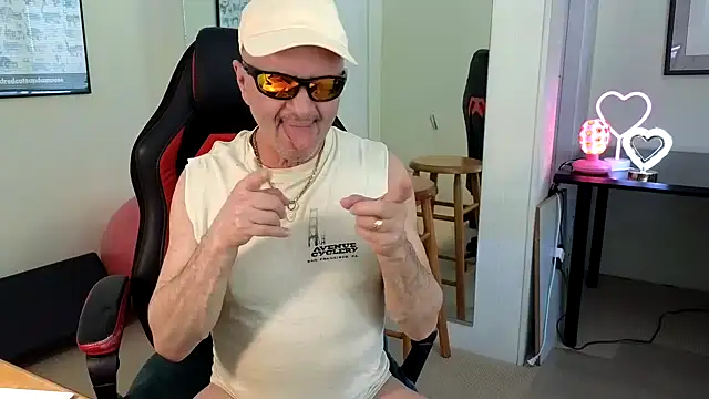 hotdadbod online show from February 2025 09:40:01 PM