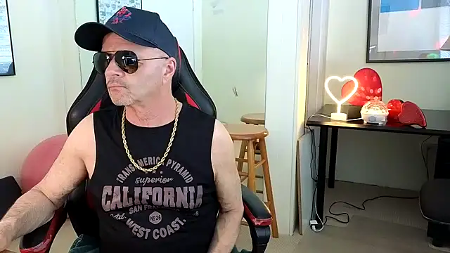 hotdadbod online show from March 2025 09:31:02 PM