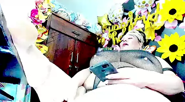 DirtyKhloy online show from March 2025 07:32:02 AM