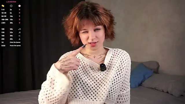AlesiaPeasel online show from July 2026 01:28:01 PM