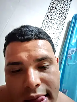 caramelitodelech online show from May 2026 03:42:02 PM