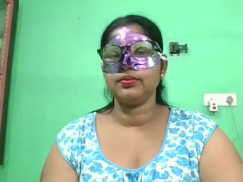 Snapshot of Kavya17 chatting on July 2026 01:56:01 PM Kavya17 online show from July 2026 01:56:01 PM