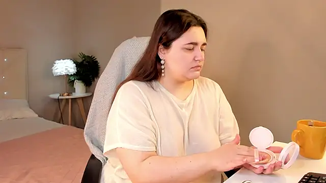 Snapshot of Ayleen_Gece chatting on May 2026 03:13:01 AM Ayleen Gece online show from May 2026 03:13:01 AM