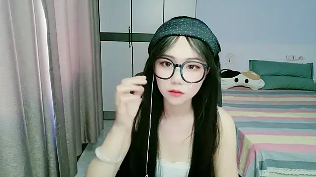 xiaoxiaoyu030 online show from May 2026 07:49:01 AM