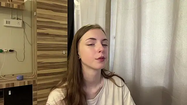 Snapshot of BonitaBright chatting on July 2026 08:06:01 AM BonitaBright online show from July 2026 08:06:01 AM