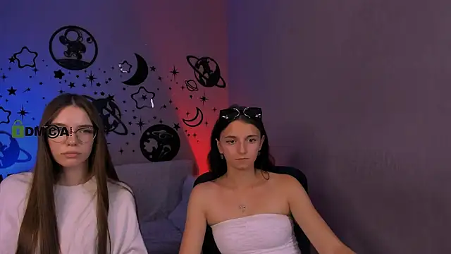 caroline honeyy online show from July 2026 10:18:01 AM