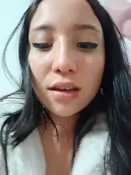 Snapshot of mileidy0106 chatting on June 2026 01:41:01 AM mileidy0106 online show from June 2026 01:41:01 AM