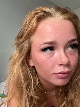 miaflowerxx online show from June 2026 11:05:01 AM