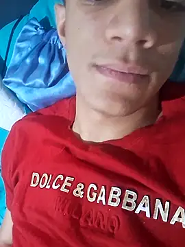 Joaowintons224 online show from May 2026 05:00:01 PM