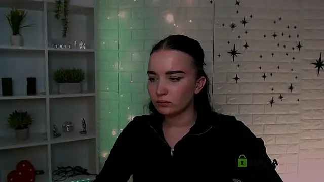 jennakissu online show from May 2026 08:18:01 PM
