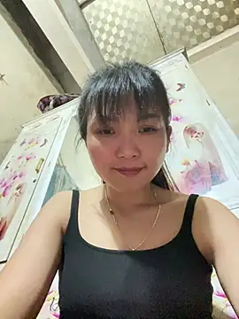 Snapshot of My-cute chatting on May 2026 12:56:01 PM My-cute online show from May 2026 12:56:01 PM