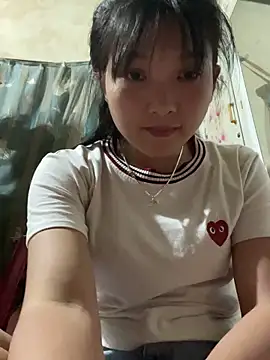 Snapshot of My-cute chatting on May 2026 01:59:01 PM My-cute online show from May 2026 01:59:01 PM