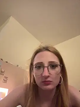 LauraundSteve  online show from May 2026 08:36:01 PM