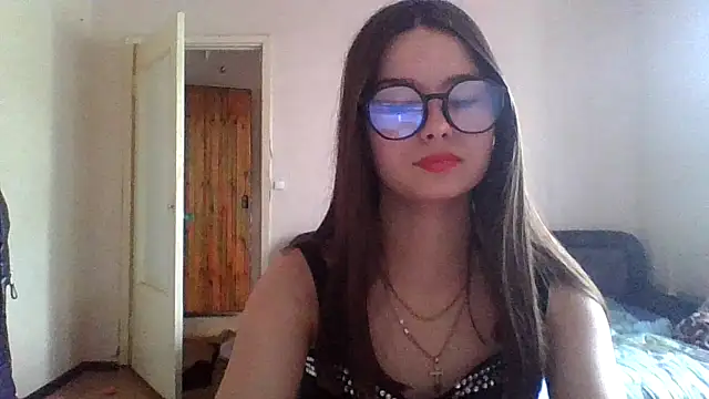 Snapshot of Bellochka201 chatting on June 2026 08:52:01 AM Bellochka201 online show from June 2026 08:52:01 AM