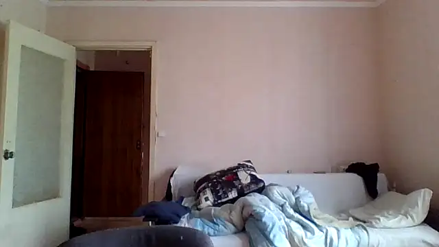 Snapshot of Bellochka201 chatting on July 2026 09:03:02 AM Bellochka201 online show from July 2026 09:03:02 AM