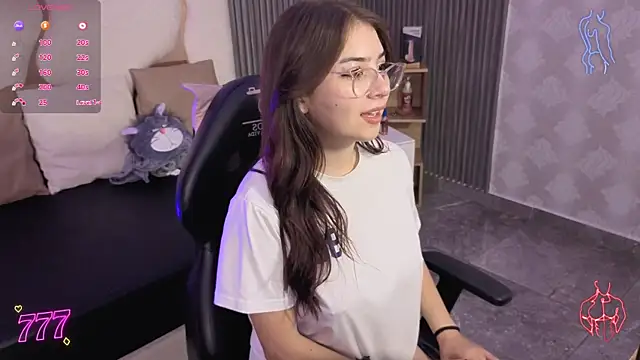 andrea tay1 online show from June 2026 11:23:02 AM