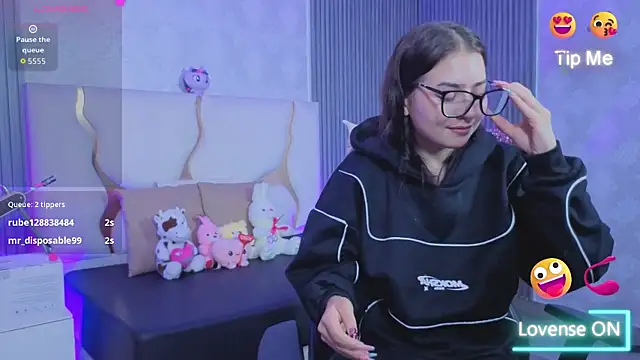 andrea tay1 online show from July 2026 07:05:02 PM