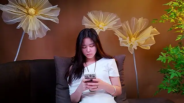 Snapshot of yu598188 chatting on June 2026 03:05:02 AM yu598188 online show from June 2026 03:05:02 AM