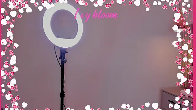 Ivybloom  online show from June 2026 12:44:02 PM