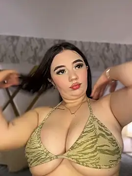 ValeriaCarter online show from July 2026 12:44:01 PM