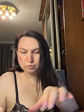 EvaBeautyXxX online show from June 2026 10:45:02 PM