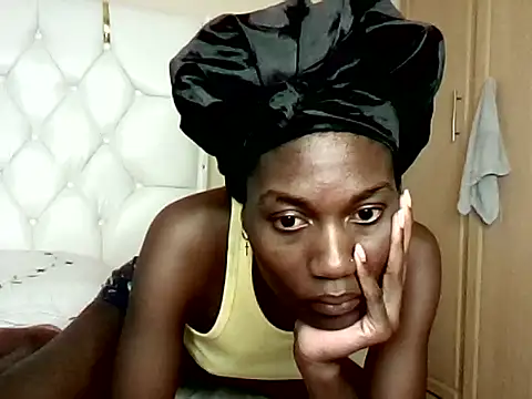 Snapshot of hornygirlzy chatting on May 2026 05:05:02 AM hornygirlzy online show from May 2026 05:05:02 AM