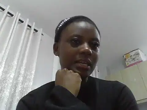 Smalltittsbigass online show from May 2026 05:34:02 PM