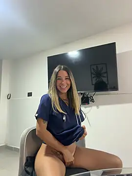 SabrinaCris online show from May 2026 11:34:01 PM