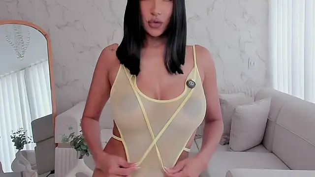 Anny Honeey online show from June 2026 02:15:02 PM