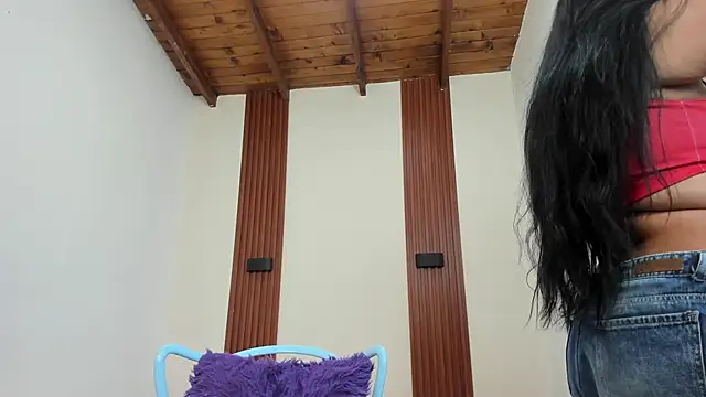 MiaLane3 online show from June 2026 11:31:01 AM